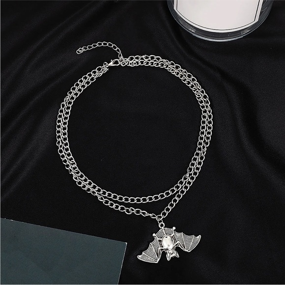 Halloween Multilayer Bat Necklace For Girls Women Friends Distance Birthday - Picture 9 of 14
